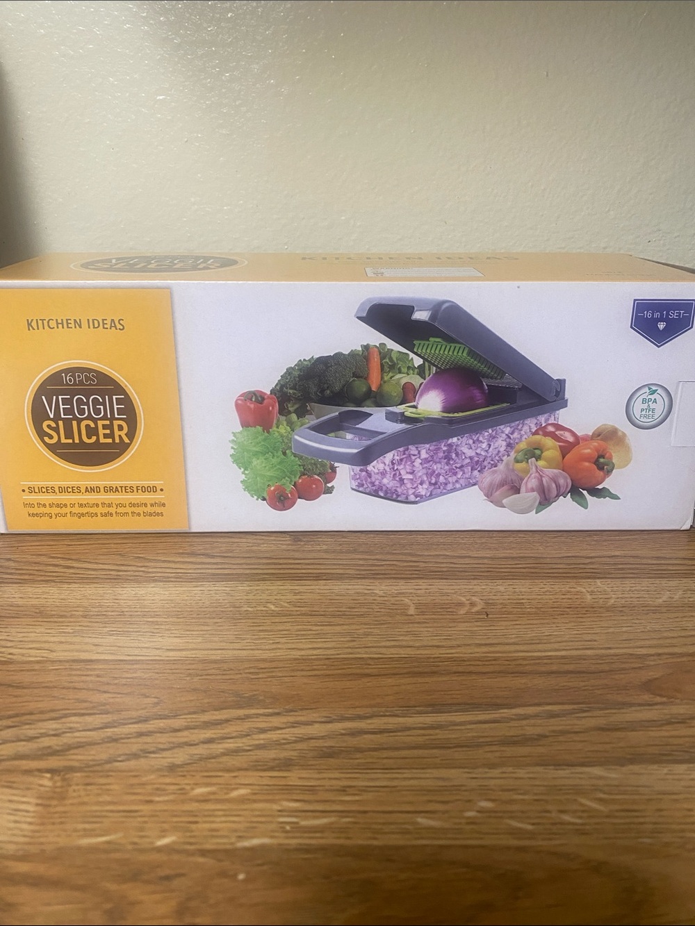 Veggie Slicer 16-Piece Chopper - Gray color